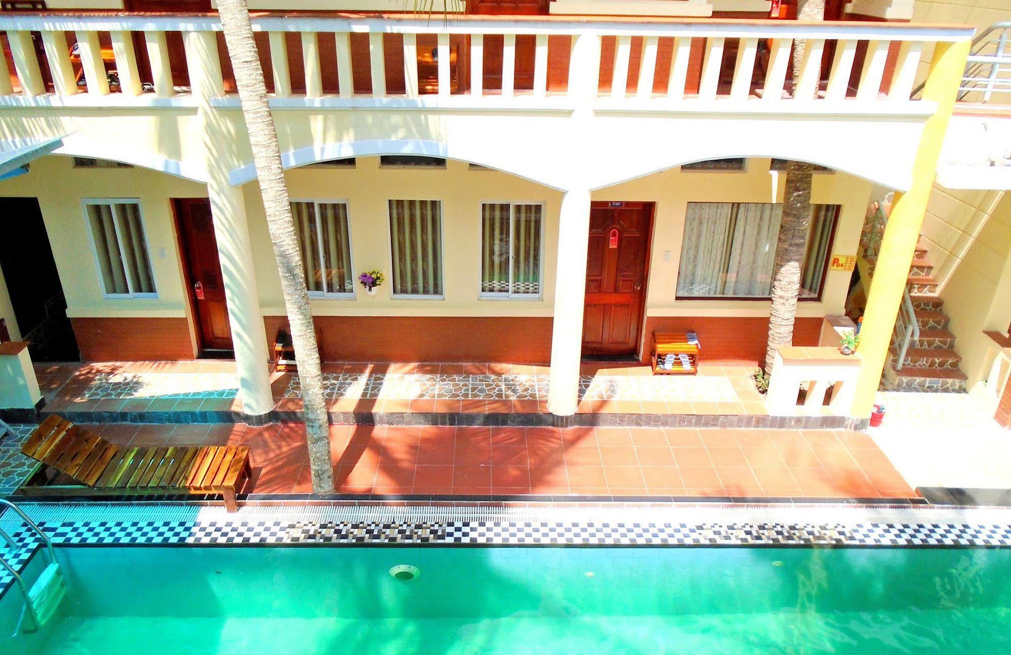 Oyo 614 Phu Quy Resort ภายนอก รูปภาพ